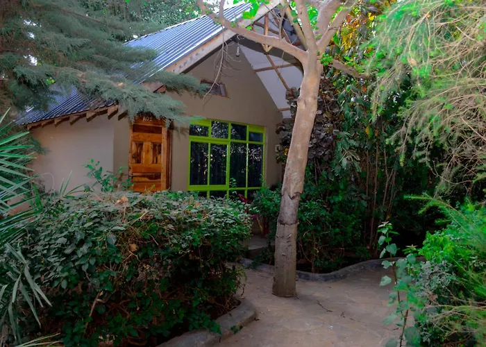 Hillstone Safari Lodge